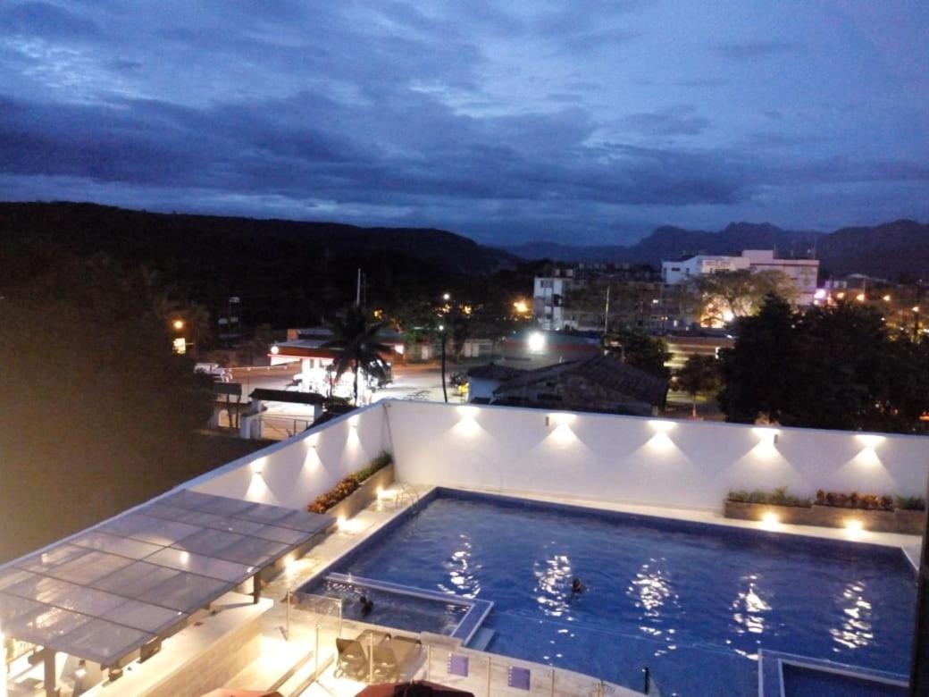 Hotel Karmel Melgar Extérieur photo
